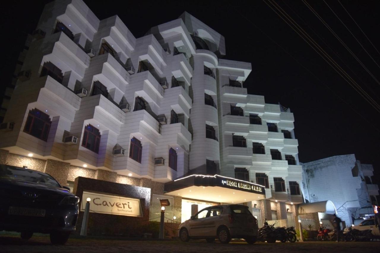 Hotel Krishna Palace, Ayodhya 외부 사진
