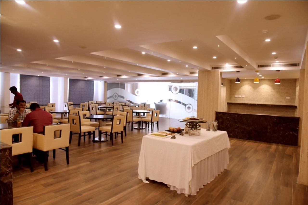 Hotel Krishna Palace, Ayodhya 외부 사진