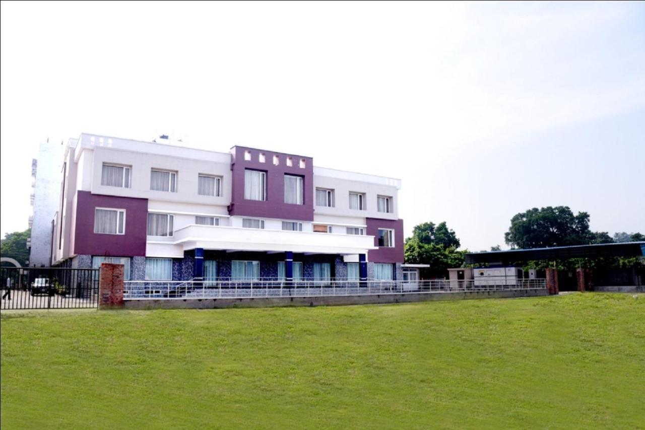 Hotel Krishna Palace, Ayodhya 외부 사진