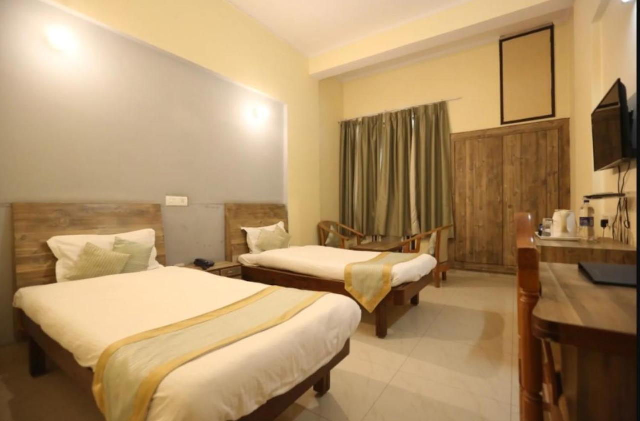 Hotel Krishna Palace, Ayodhya 외부 사진