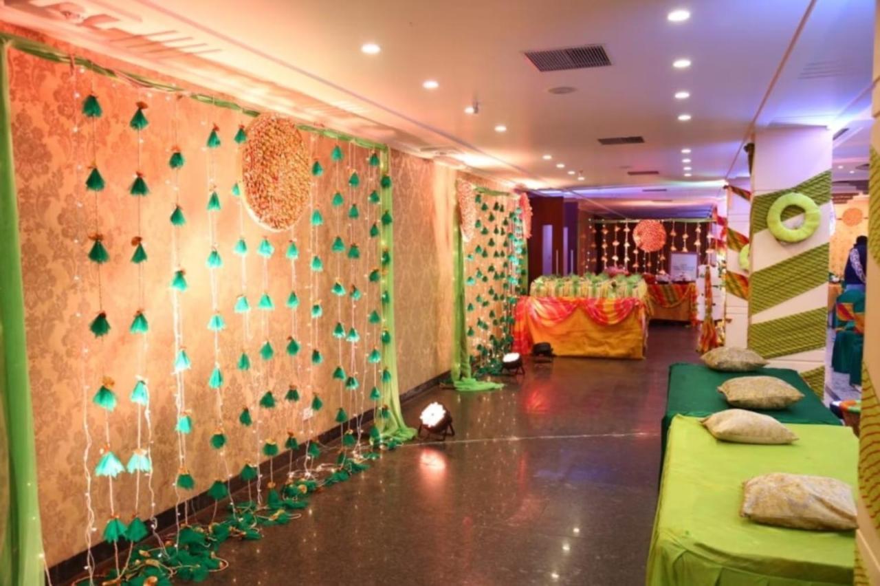 Hotel Krishna Palace, Ayodhya 외부 사진