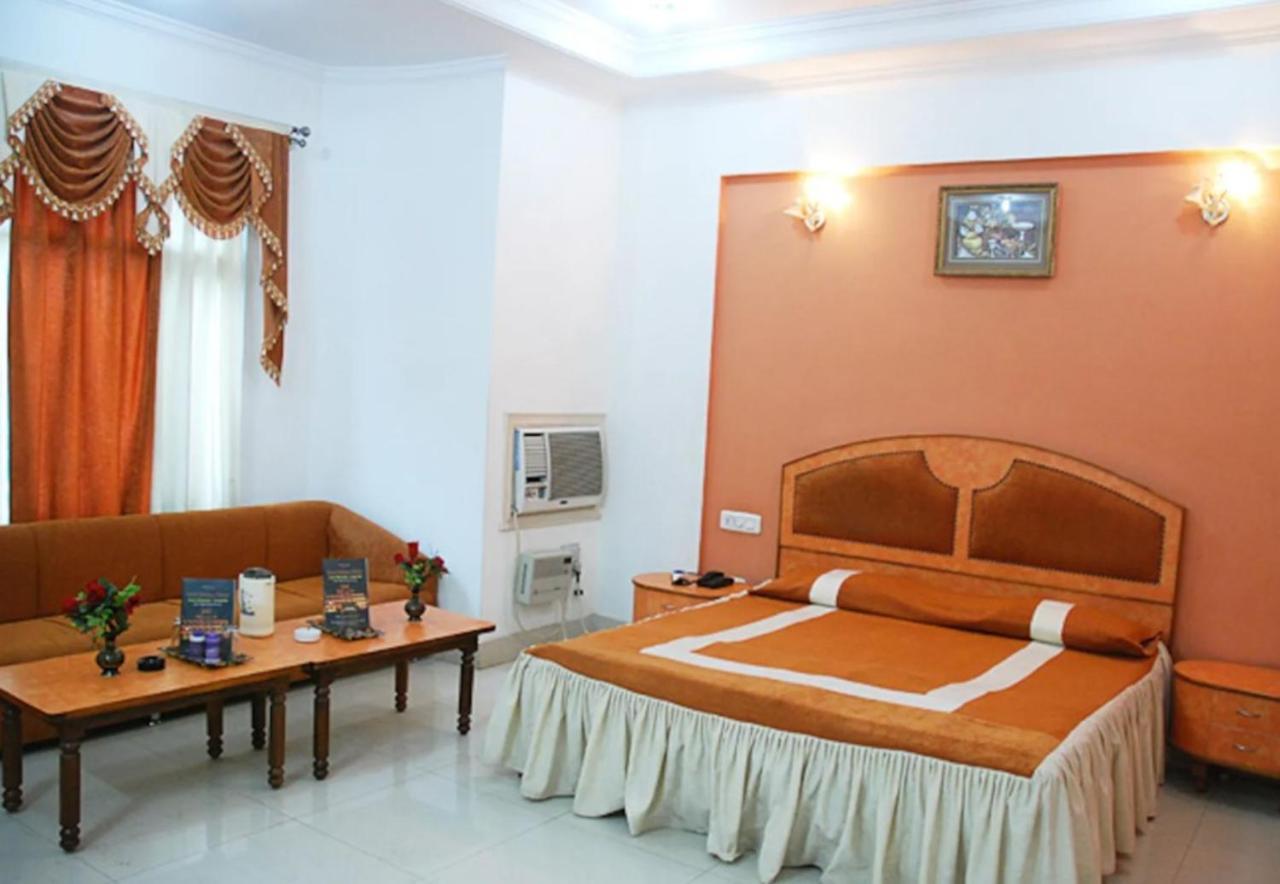 Hotel Krishna Palace, Ayodhya 외부 사진